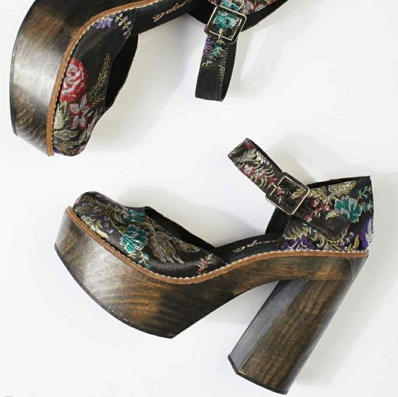 Free People Sassy & Gorgeous Platforms - Picture 5 of 6